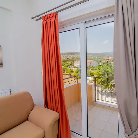 南希客房公寓 3* Agios Andreas (Messenia)