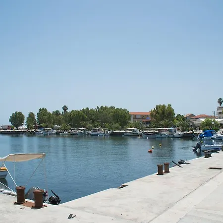 Nancy מלון דירות