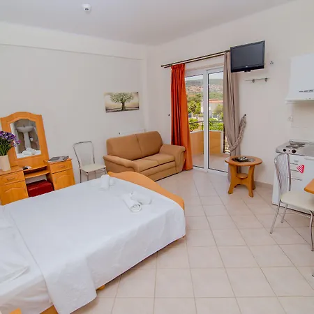 מלון דירות Nancy Agios Andreas (Messenia)