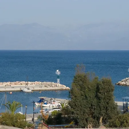 Nancy מלון דירות